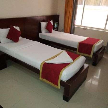 Hotel Vandematharam Bangalore Buitenkant foto