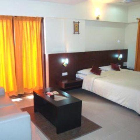 Hotel Vandematharam Bangalore Buitenkant foto