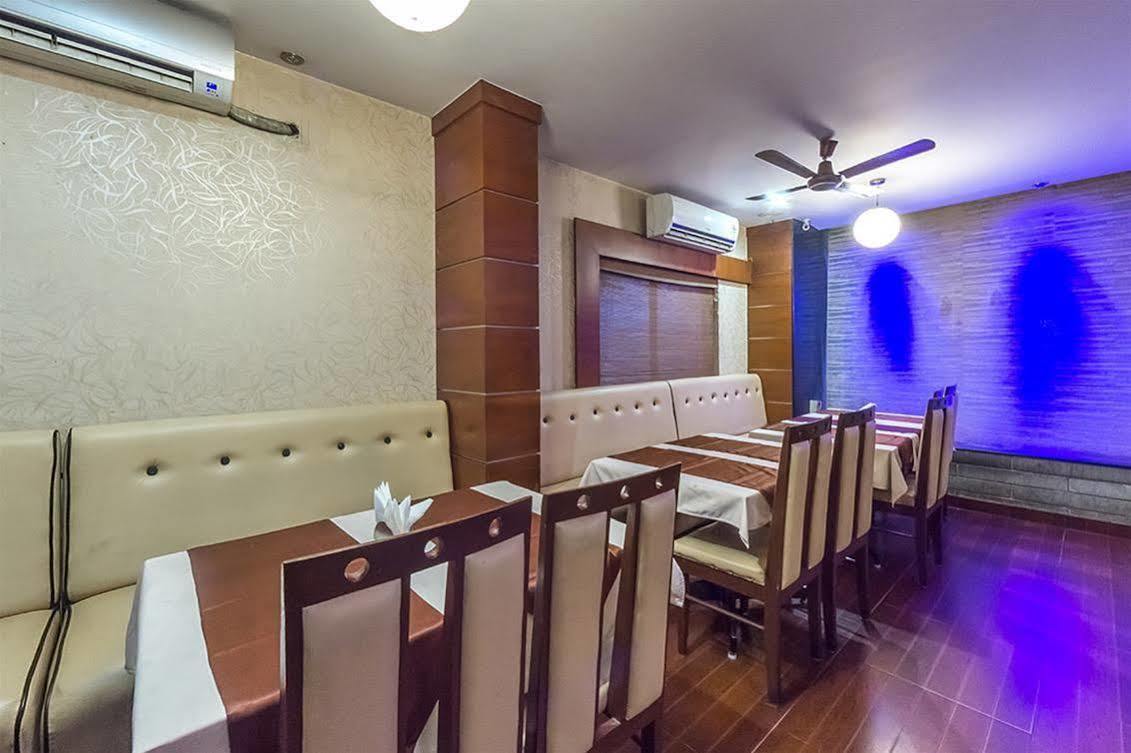 Hotel Vandematharam Bangalore Buitenkant foto