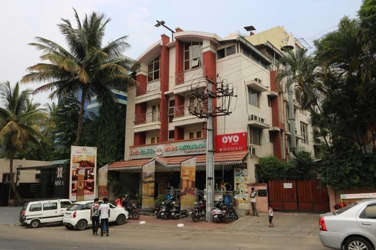 Hotel Vandematharam Bangalore Buitenkant foto
