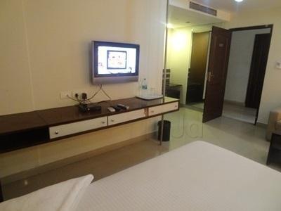 Hotel Vandematharam Bangalore Buitenkant foto